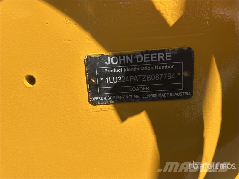 John Deere 324 P-Tier Rataslaadurid