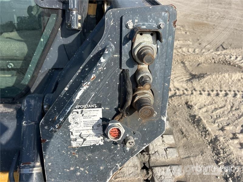 John Deere 325G Kompaktrakodók