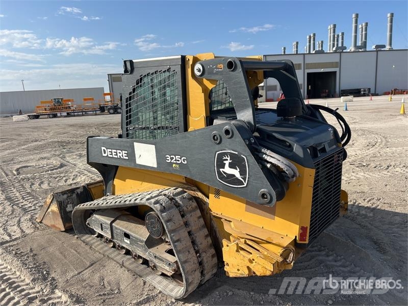 John Deere 325G Kompaktrakodók