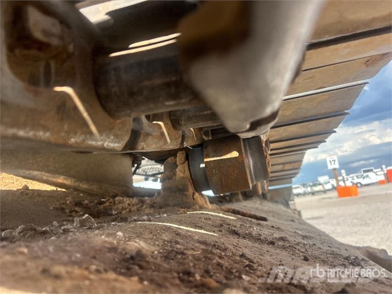 John Deere 330C LC Tracked Excavator Raupenbagger