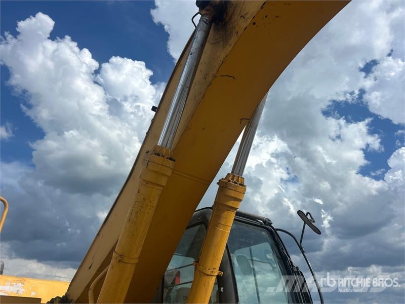 John Deere 330C LC Tracked Excavator Raupenbagger