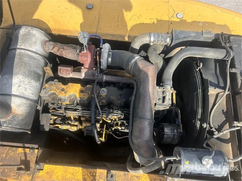 John Deere 330C LC Tracked Excavator Raupenbagger