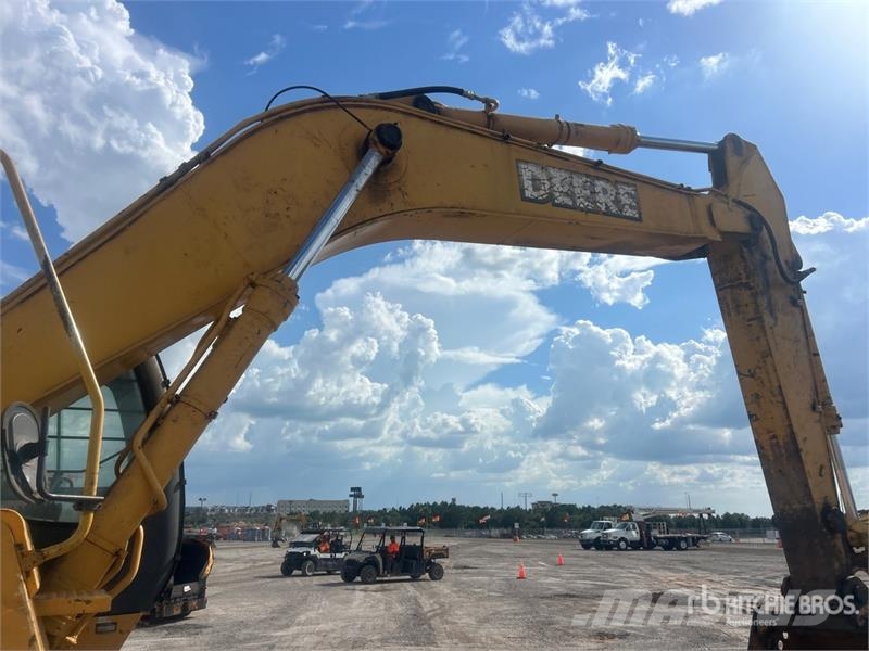 John Deere 330C LC Tracked Excavator Raupenbagger