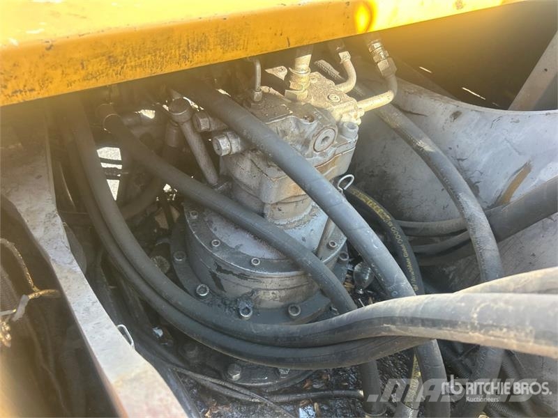 John Deere 330C LC Tracked Excavator Raupenbagger