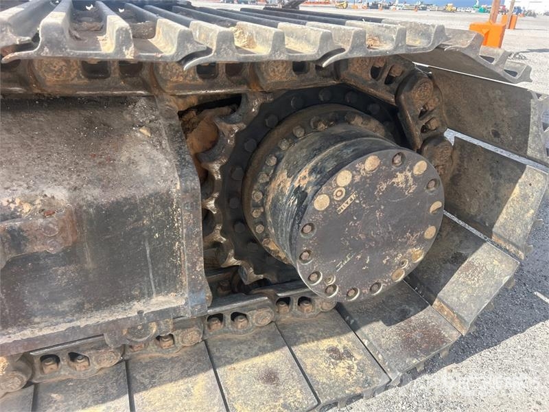 John Deere 330C LC Tracked Excavator Raupenbagger