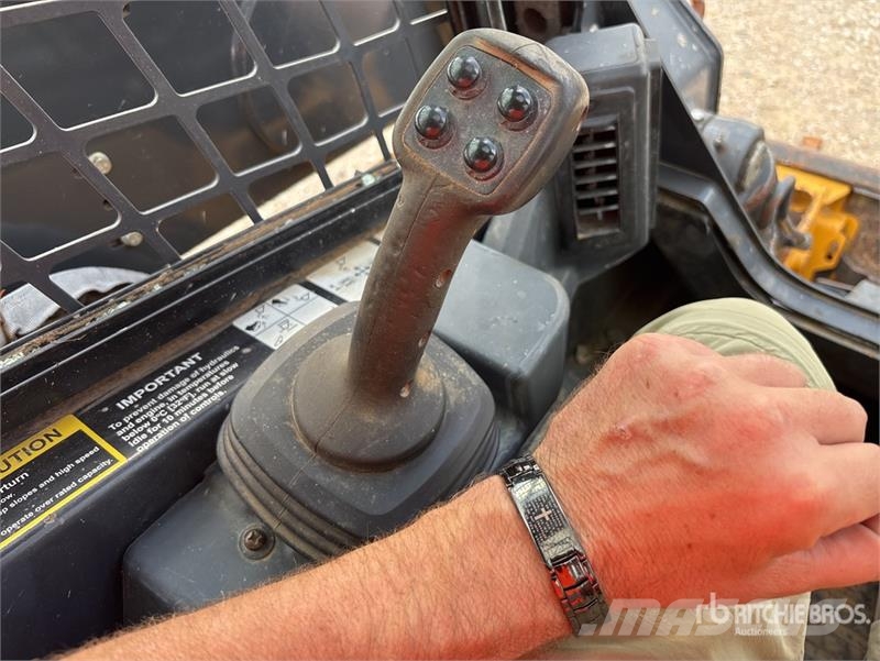John Deere 331G Minilæsser - skridstyret