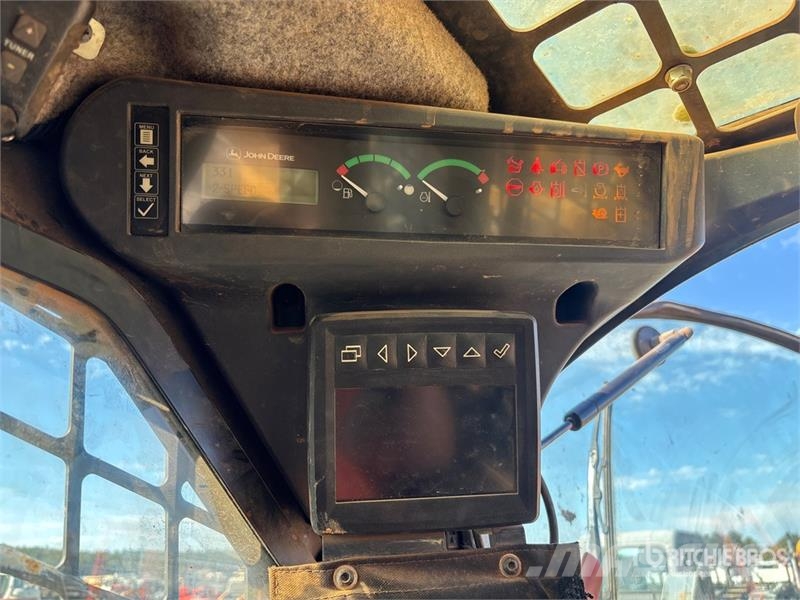 John Deere 331G Міні-навантажувачі
