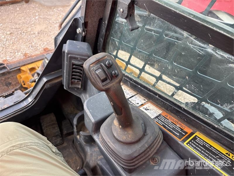 John Deere 331G Minilæsser - skridstyret