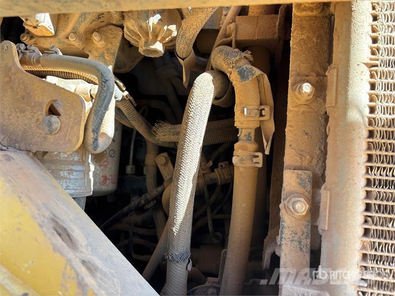 John Deere 331G Міні-навантажувачі