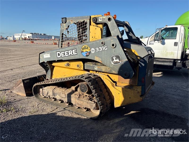 John Deere 331G Mini Pale Gommate