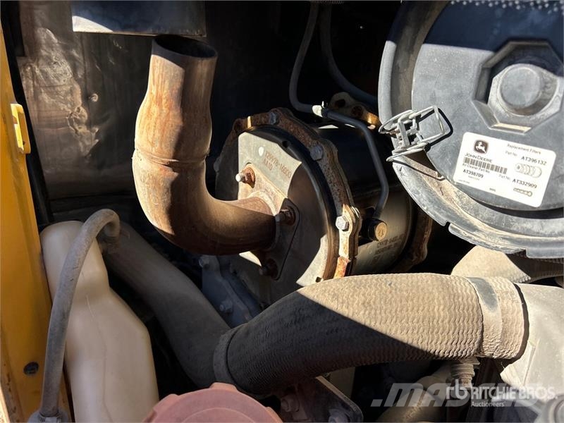John Deere 332E Minicargadoras