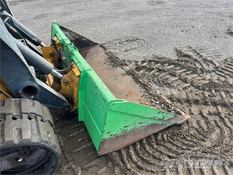 John Deere 333G Мини-погрузчики