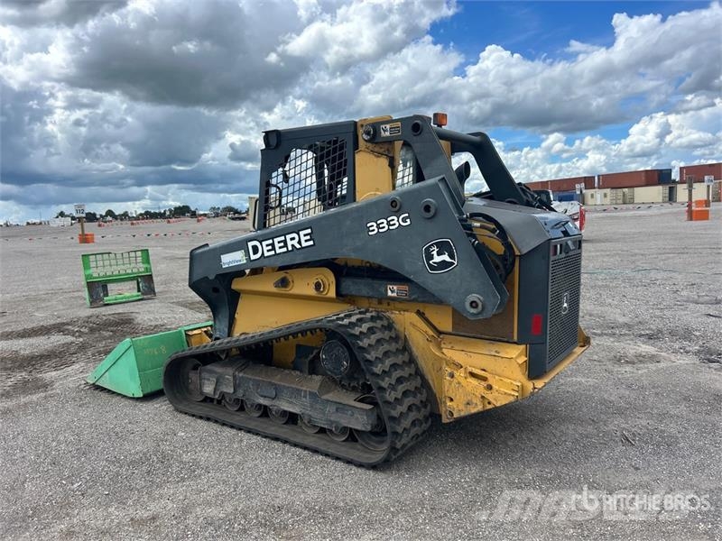 John Deere 333G لوادر انزلاقية التوجيه