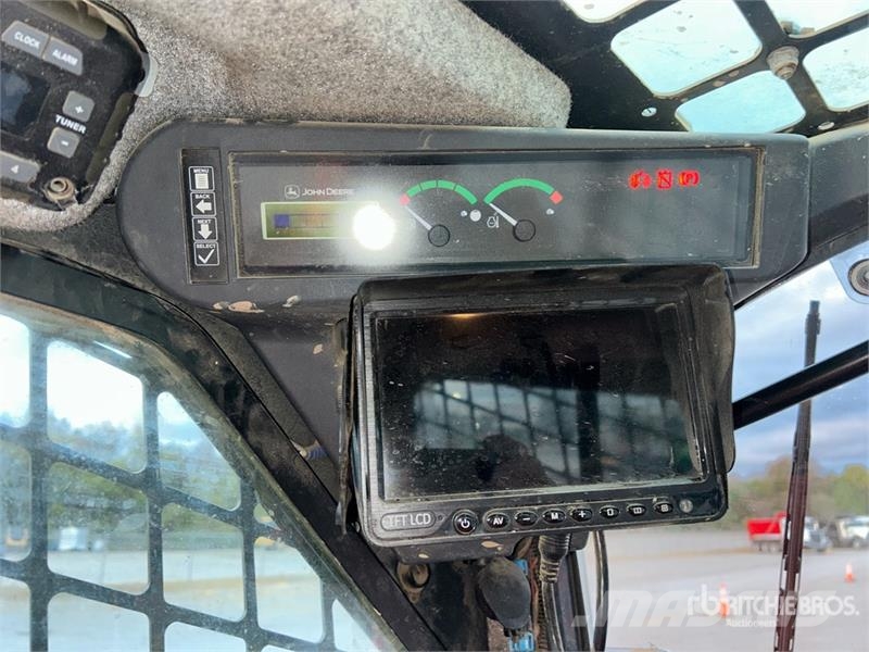 John Deere 333G Lietoti riteņu kompaktiekrāvēji