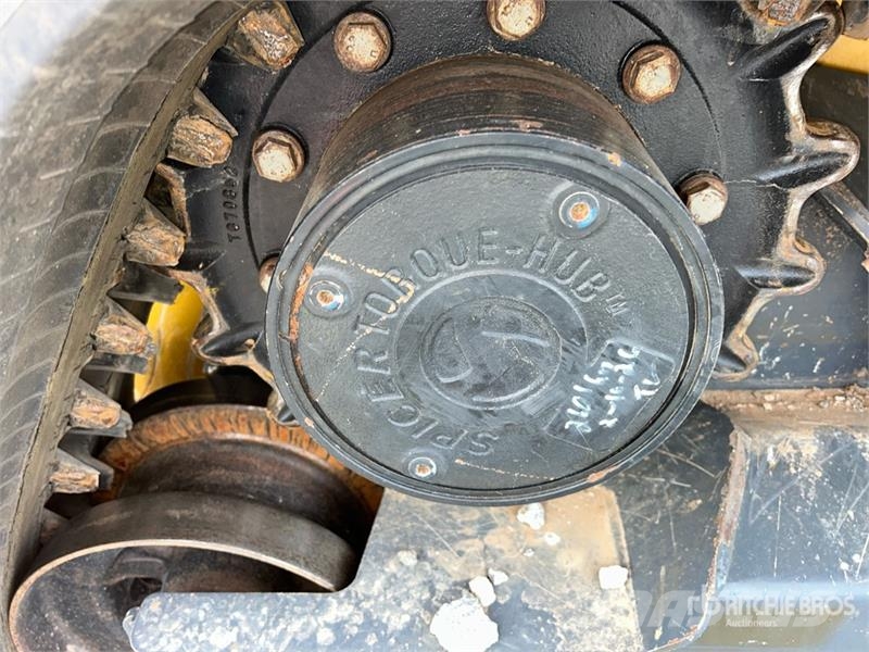 John Deere 333G Міні-навантажувачі