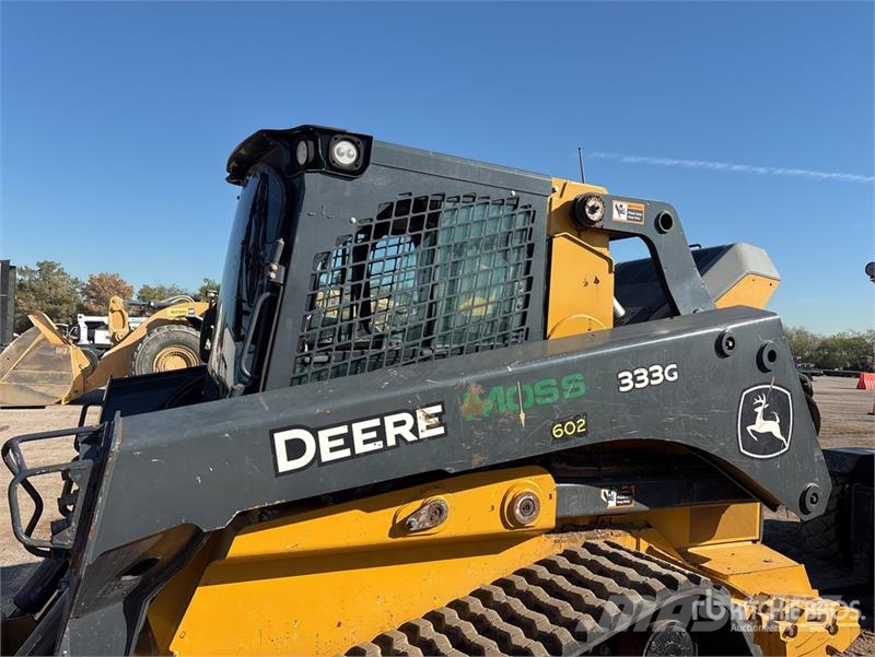 John Deere 333G Skid steer loaders