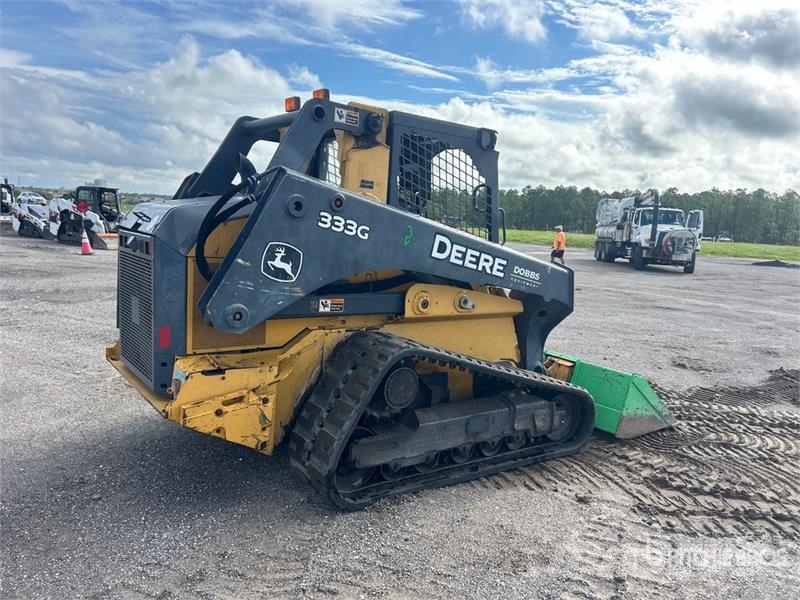John Deere 333G Mini Pale Gommate