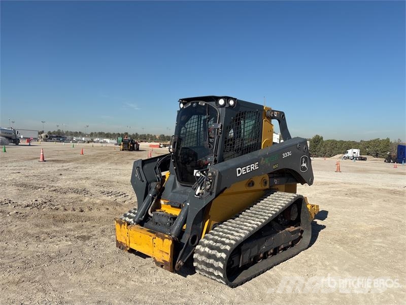 John Deere 333G Skid steer loaders