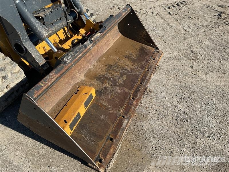 John Deere 333G Skid steer mini nakladalci