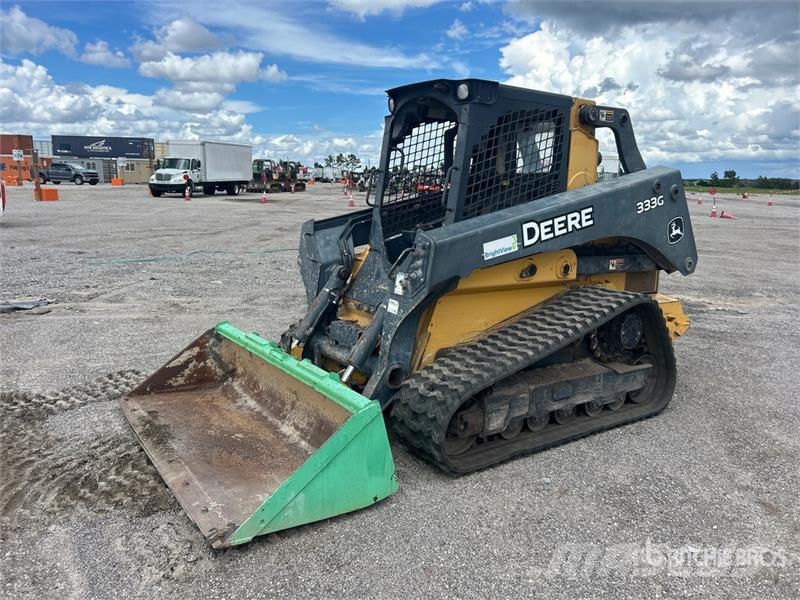 John Deere 333G لوادر انزلاقية التوجيه