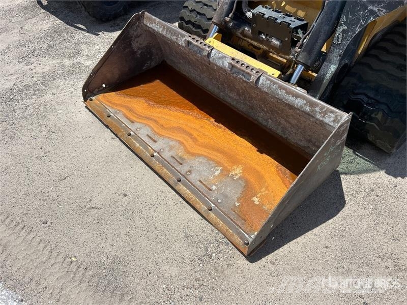 John Deere 333G Skid steer mini nakladalci