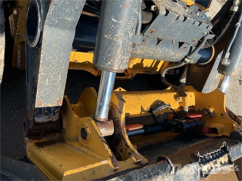 John Deere 333G Skid steer mini nakladalci