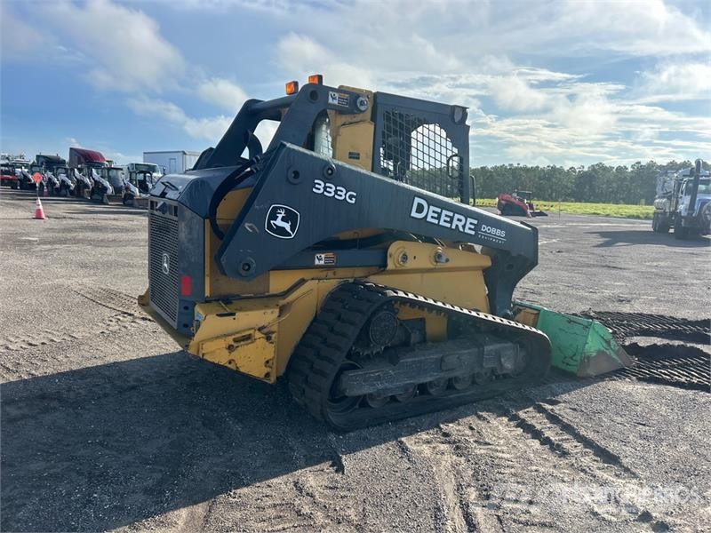 John Deere 333G Mini Pale Gommate