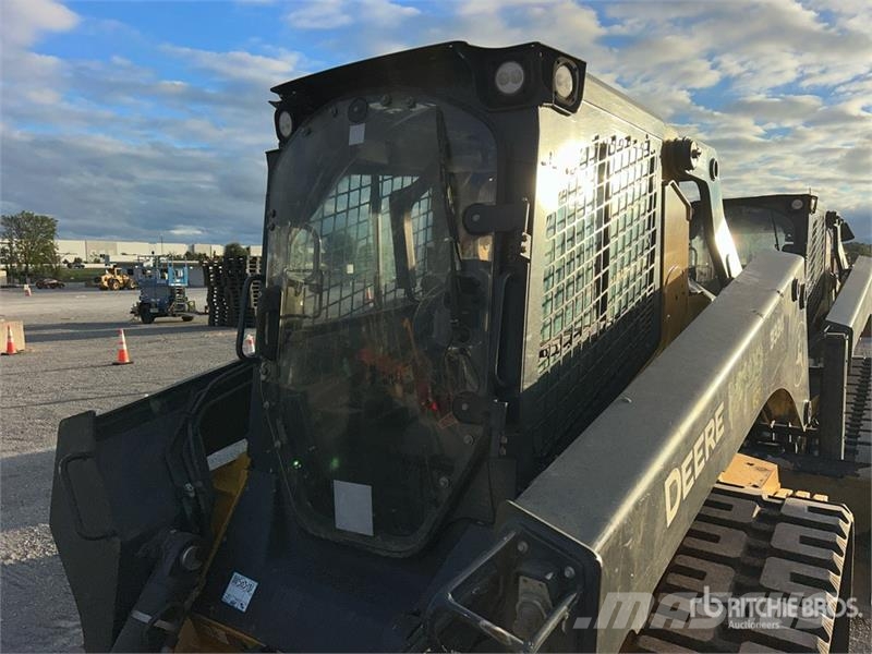 John Deere 333G Міні-навантажувачі