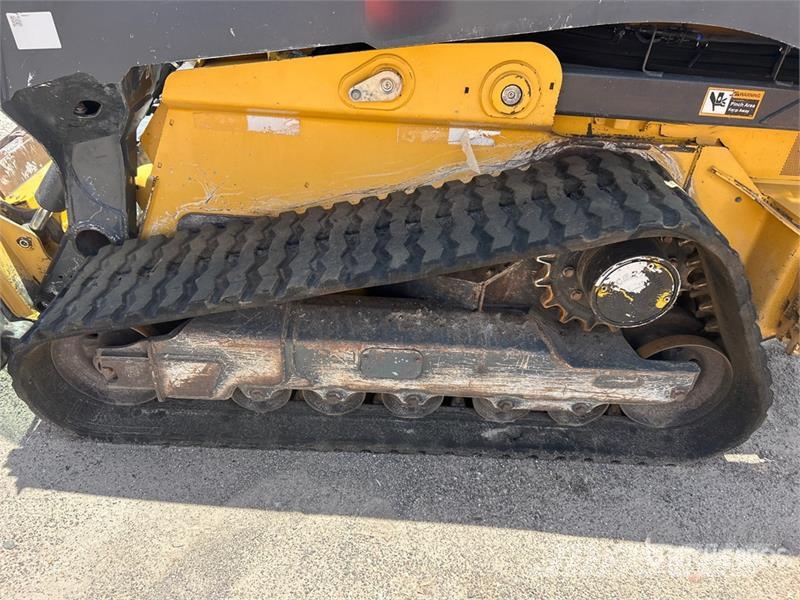 John Deere 333G Skid steer mini nakladalci