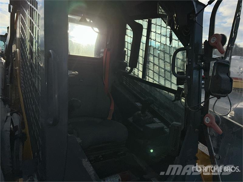 John Deere 333G Міні-навантажувачі