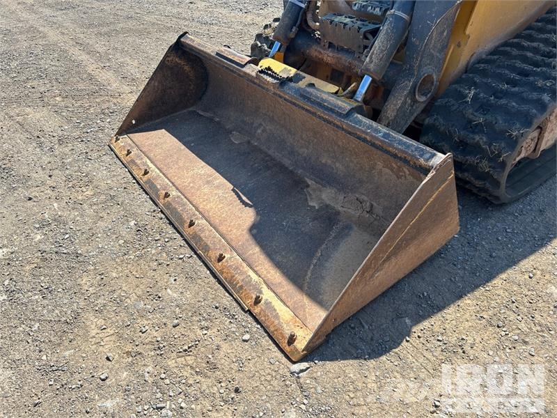 John Deere 333G Skid steer mini utovarivači