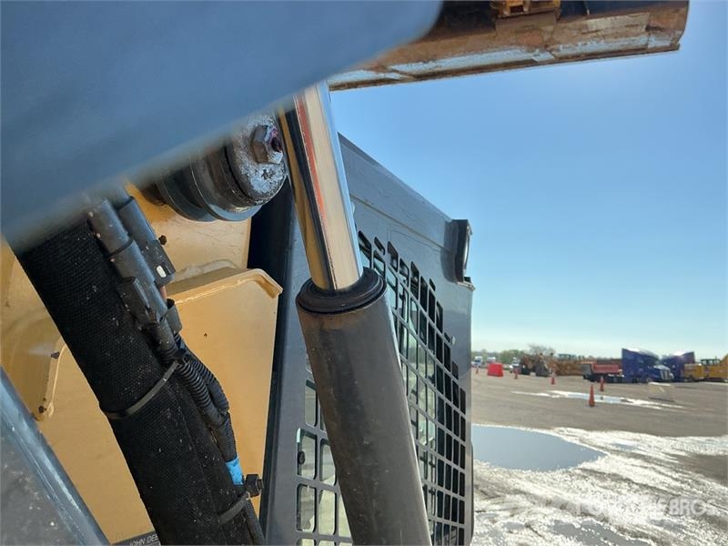 John Deere 333G Skid steer mini nakladalci