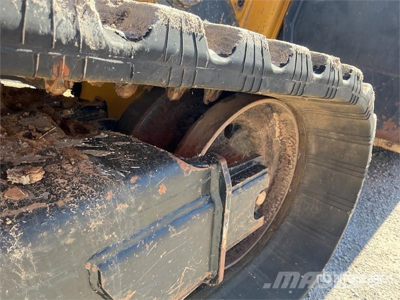John Deere 333G Skid steer mini nakladalci