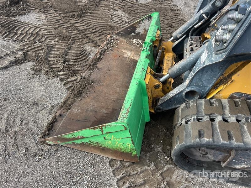 John Deere 333G Мини-погрузчики