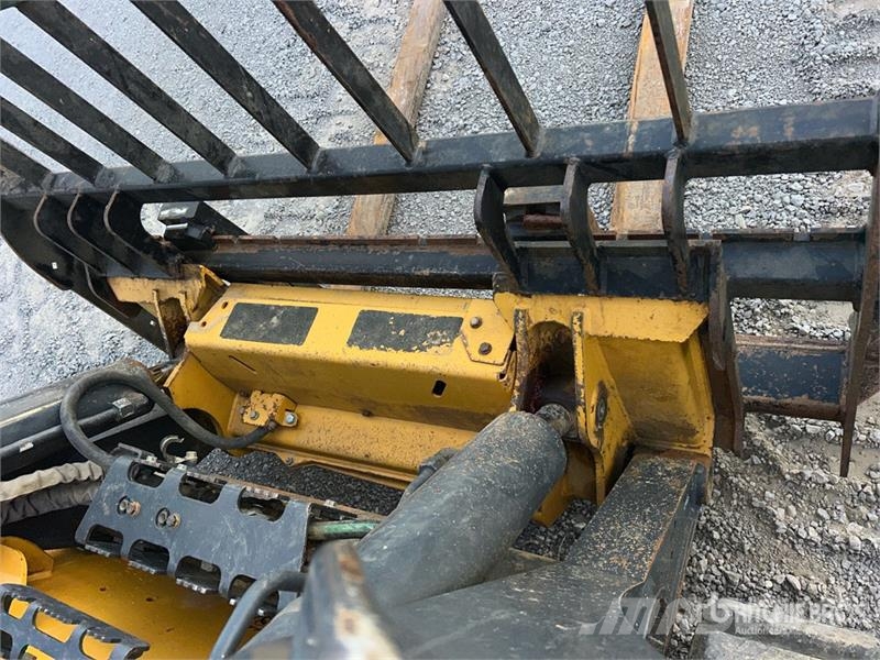John Deere 333G Lietoti riteņu kompaktiekrāvēji