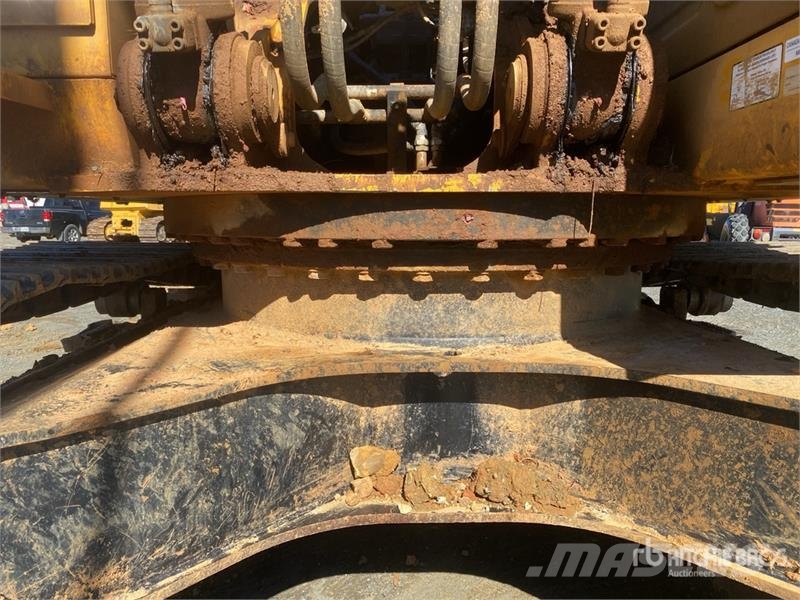 John Deere 350 P-Tier Pásové rýpadlá