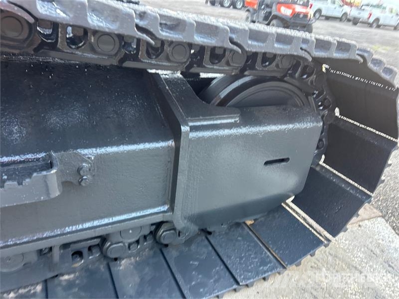 John Deere 350G LC Tracked Excavator حفارات زحافة