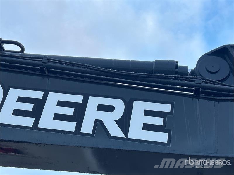 John Deere 350G LC Tracked Excavator حفارات زحافة