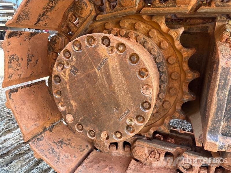 John Deere 350G LC Tracked Excavator 履带挖掘机