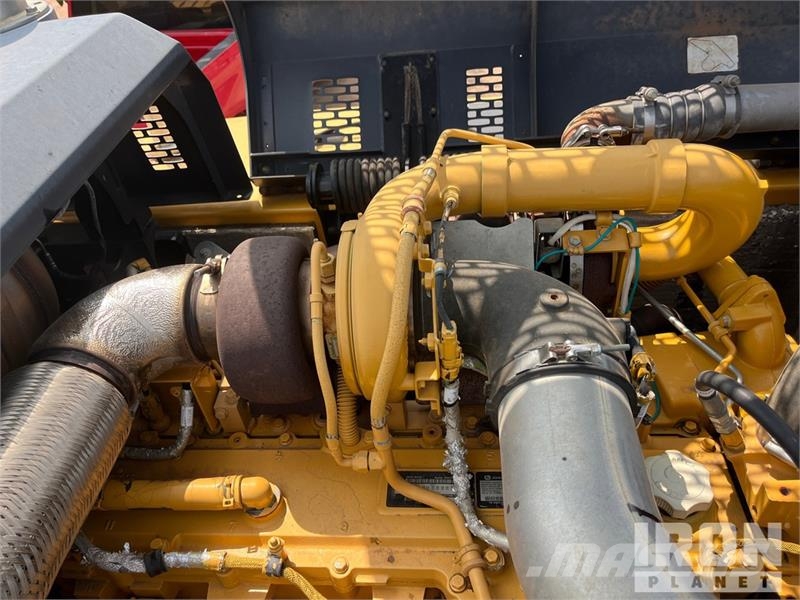 John Deere 350G LC Tracked Excavator Paletli ekskavatörler