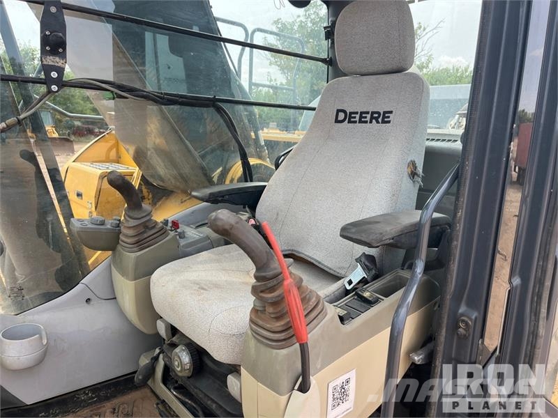 John Deere 350G LC Tracked Excavator Paletli ekskavatörler