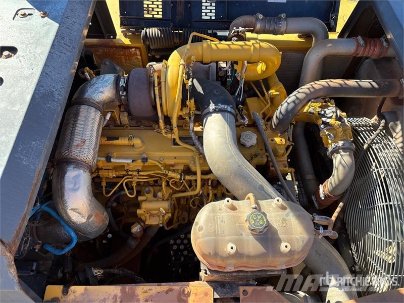 John Deere 350G LC Tracked Excavator 履带挖掘机