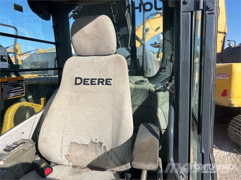 John Deere 350G LC Tracked Excavator Kāpurķēžu ekskavatori