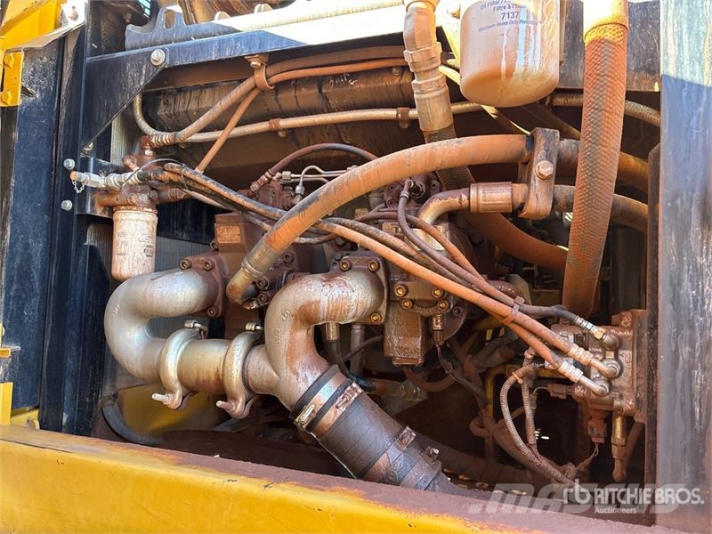 John Deere 350G LC Tracked Excavator 履带挖掘机