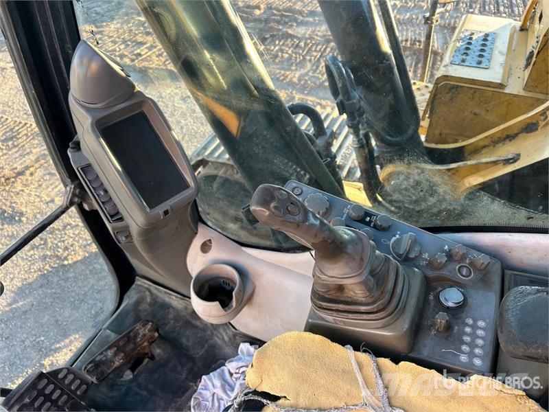 John Deere 350G LC Tracked Excavator Roomikekskavaatorid