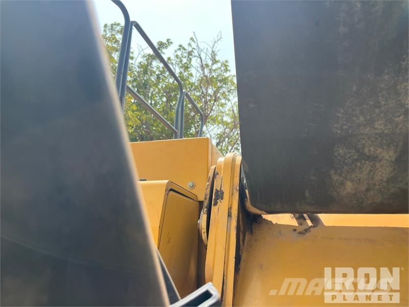 John Deere 350G LC Tracked Excavator Paletli ekskavatörler