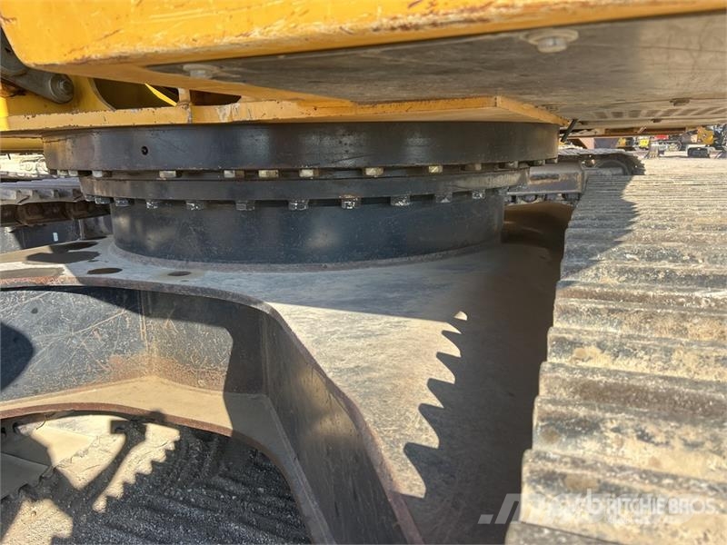 John Deere 350G LC Tracked Excavator Kāpurķēžu ekskavatori
