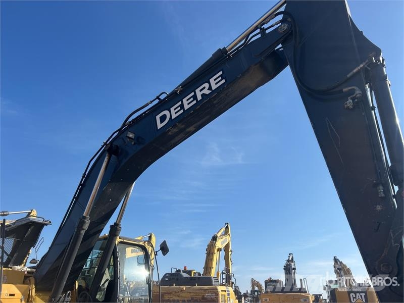 John Deere 350G LC Tracked Excavator Kāpurķēžu ekskavatori