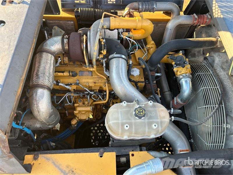 John Deere 350G LC Tracked Excavator Roomikekskavaatorid