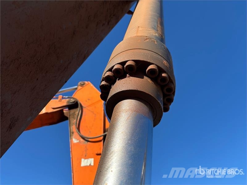 John Deere 350G LC Tracked Excavator 履带挖掘机